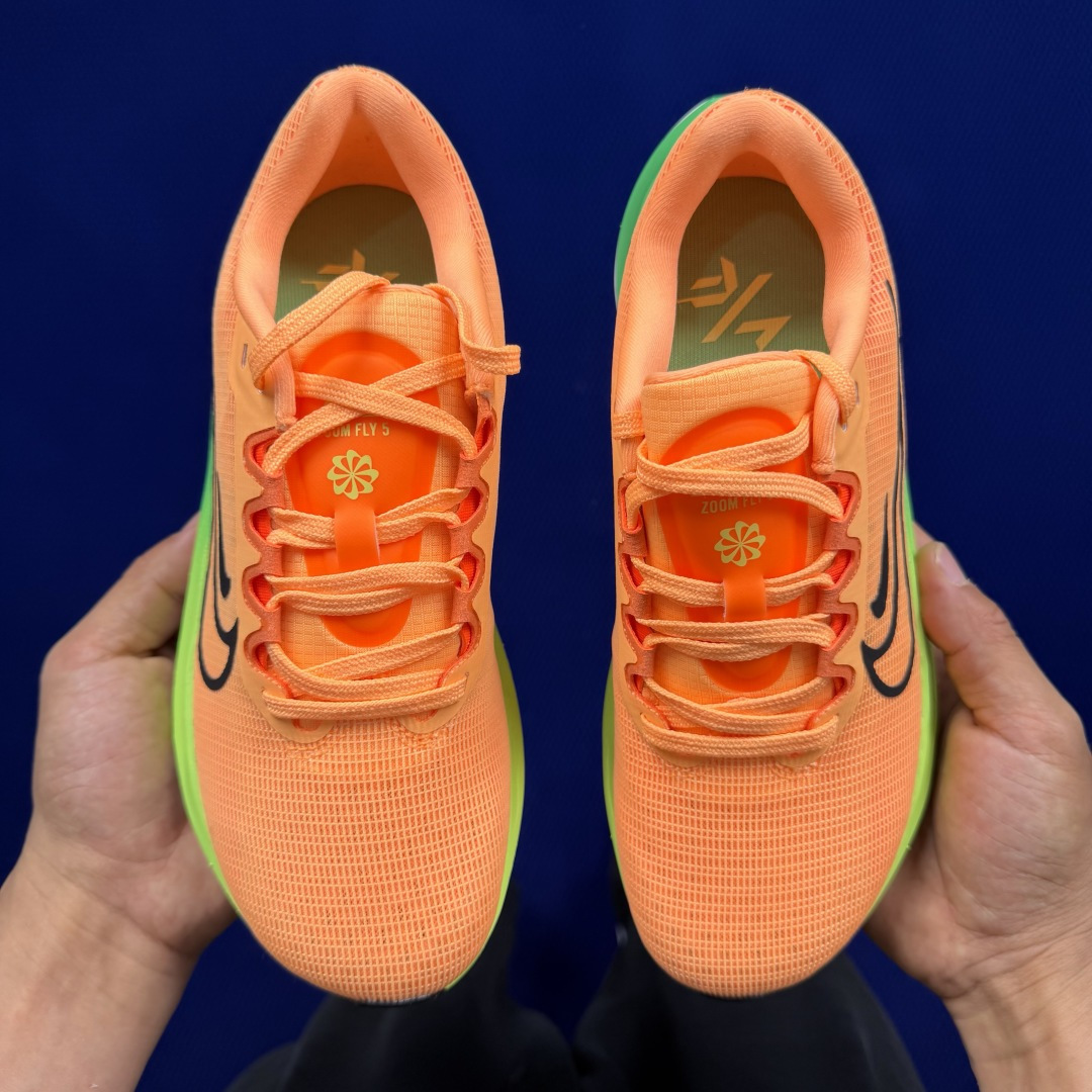 主推优势私【C版马拉松登月系列】冲正纯原1:1品质！马拉松5代Nike Zoom Fly 5 碳板马拉松