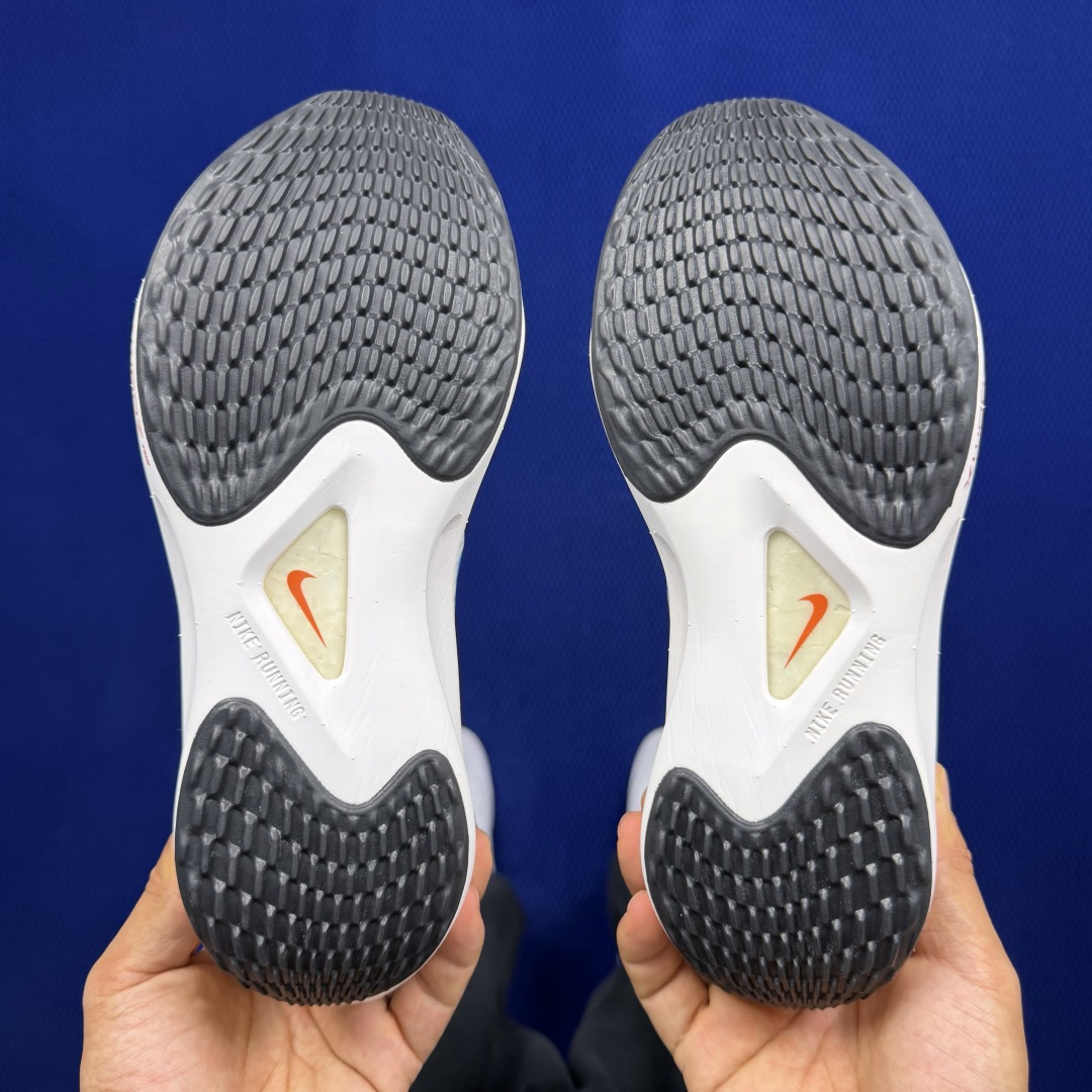 主推优势私【C版马拉松登月系列】冲正纯原1:1品质！马拉松5代Nike Zoom Fly 5 碳板马拉松