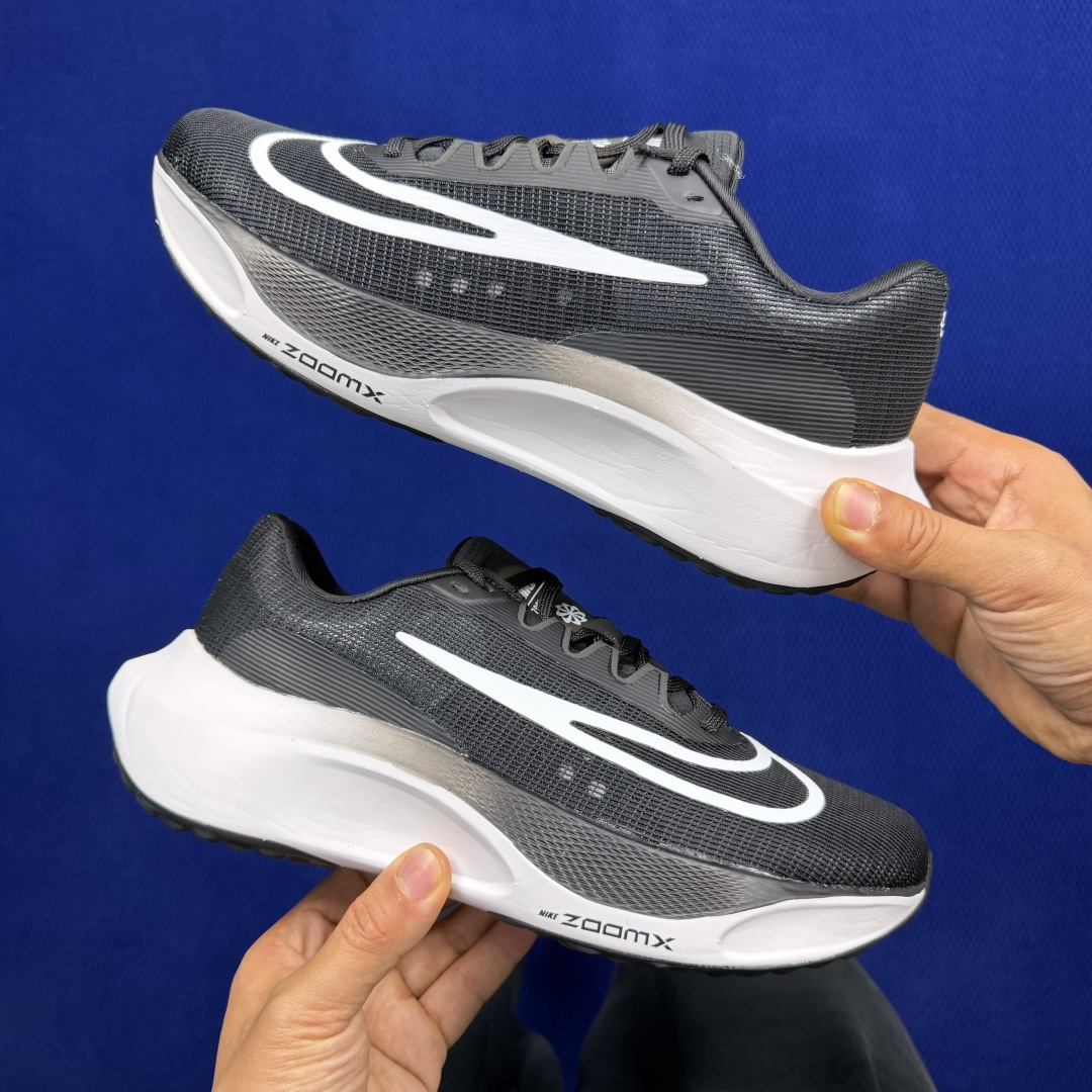 主推优势私【C版马拉松登月系列】冲正纯原1:1品质！马拉松5代Nike Zoom Fly 5 碳板马拉松
