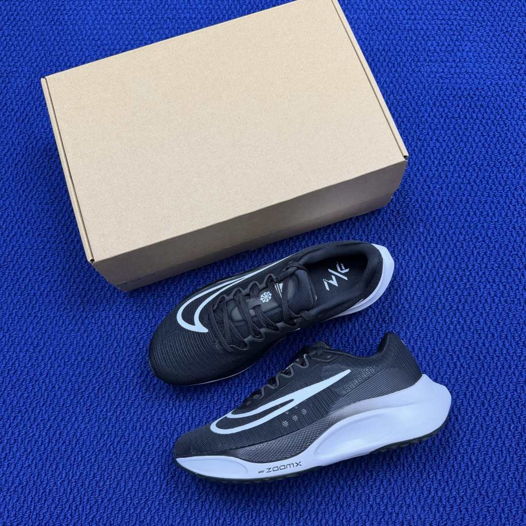 主推优势私【C版马拉松登月系列】冲正纯原1:1品质！马拉松5代Nike Zoom Fly 5 碳板马拉松