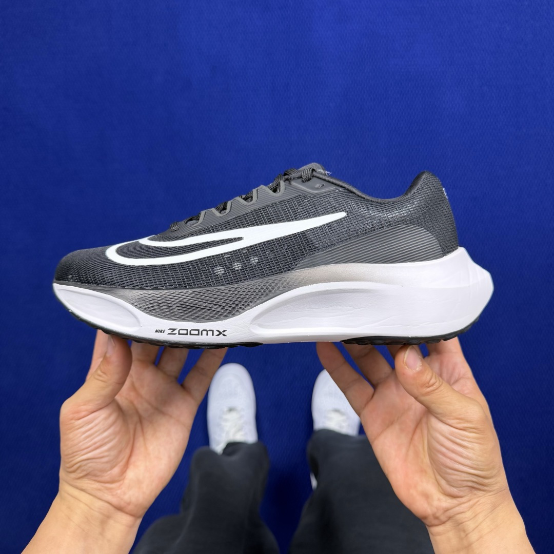 主推优势私【C版马拉松登月系列】冲正纯原1:1品质！马拉松5代Nike Zoom Fly 5 碳板马拉松