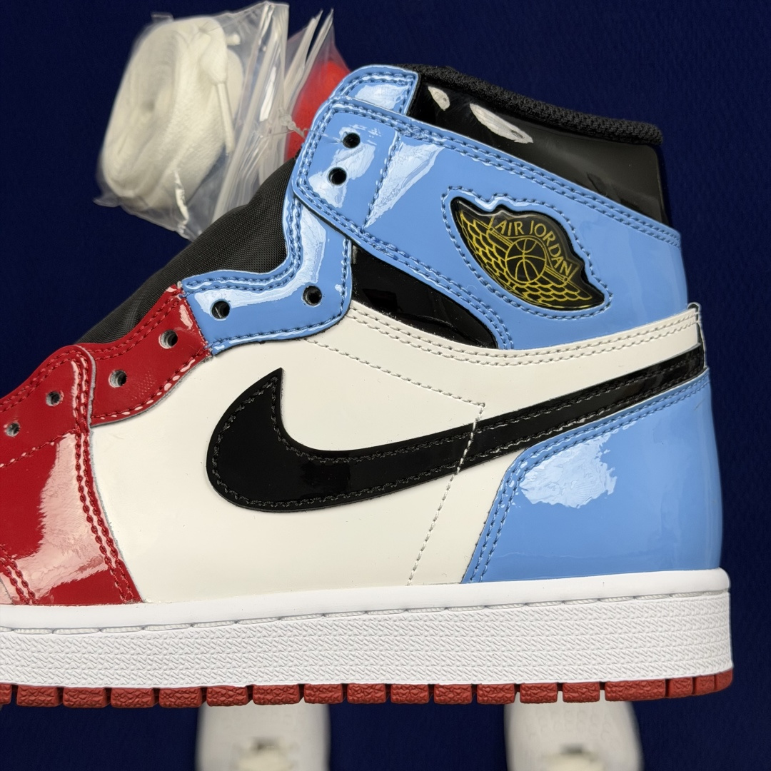 【DG2.0】aj1高帮警灯🚨 Air Jordan 1 High Og Fearless Unc Ch