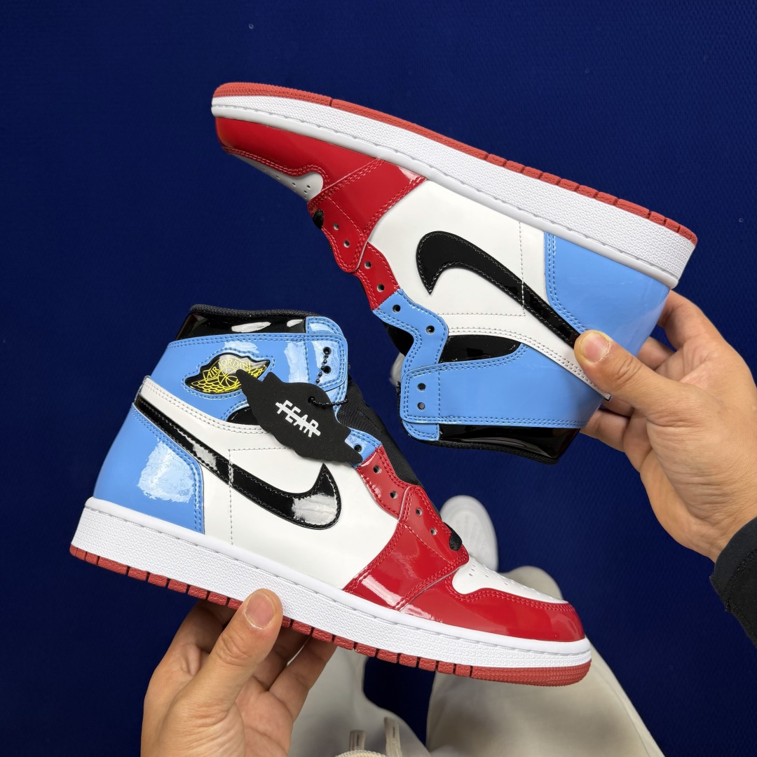 【DG2.0】aj1高帮警灯🚨 Air Jordan 1 High Og Fearless Unc Ch