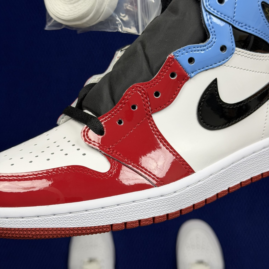 【DG2.0】aj1高帮警灯🚨 Air Jordan 1 High Og Fearless Unc Ch