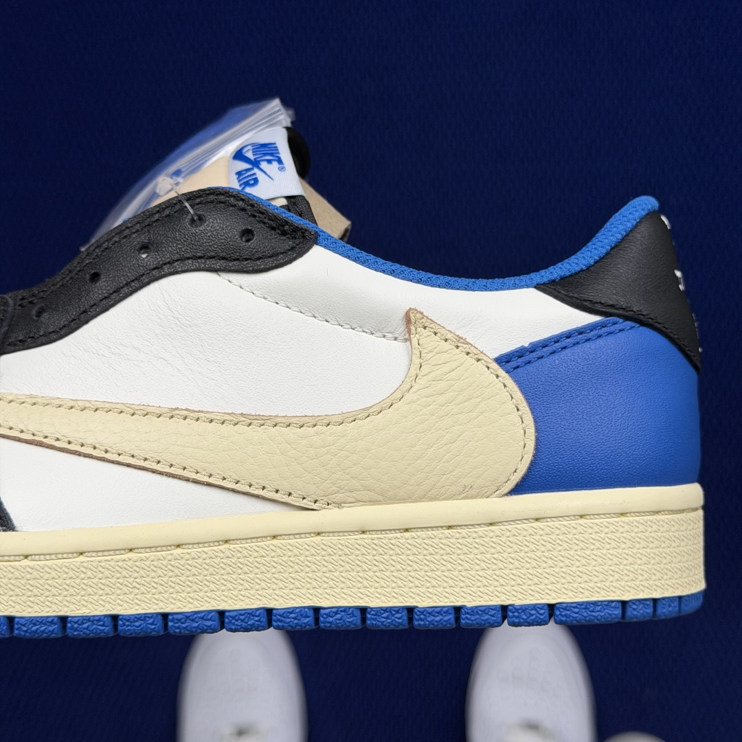 【DG2.0】aj1倒钩低帮三方联名闪电⚡️Travis Scott x Fragment Design