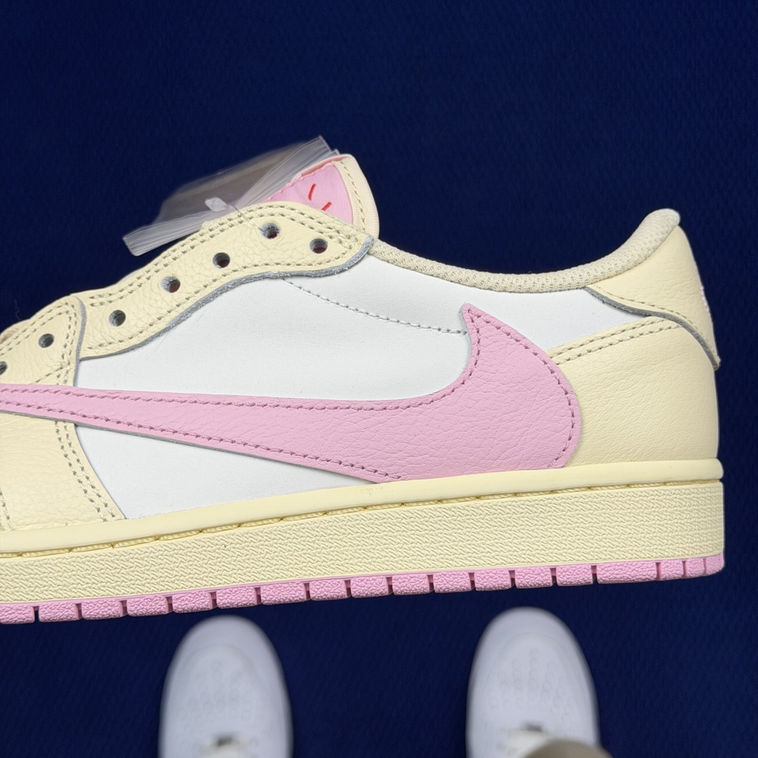 【DG2.0】aj1倒钩低帮亲友限定粉色 Travis Scott x Jordan Air Jorda