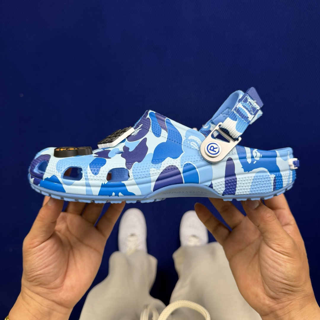 BAPE x Crocs卡骆驰 洞洞鞋联名4色东莞原厂出品，拼标过验！欢迎对比，顶级品质区别市面通货！同