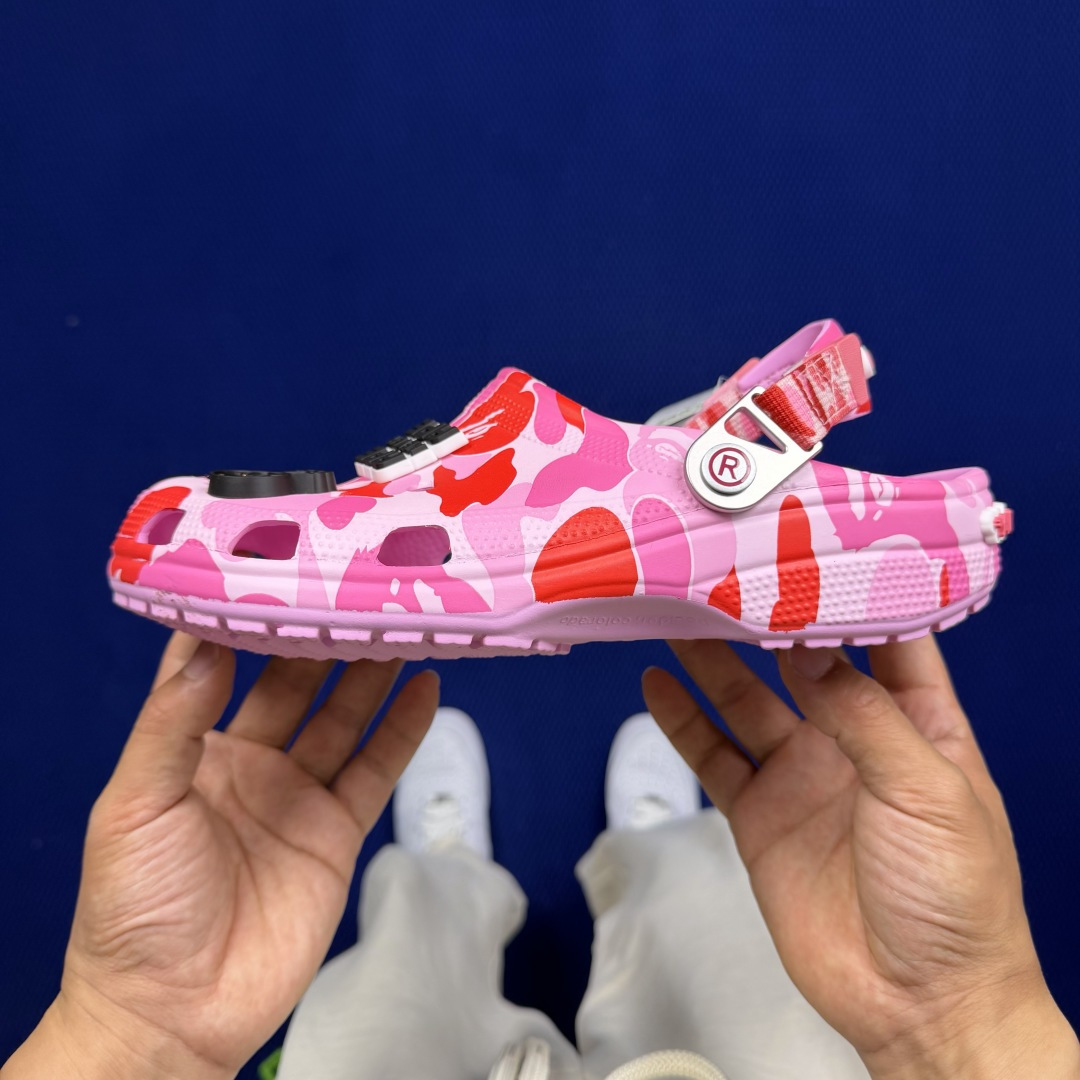 BAPE x Crocs卡骆驰 洞洞鞋联名4色东莞原厂出品，拼标过验！欢迎对比，顶级品质区别市面通货！同