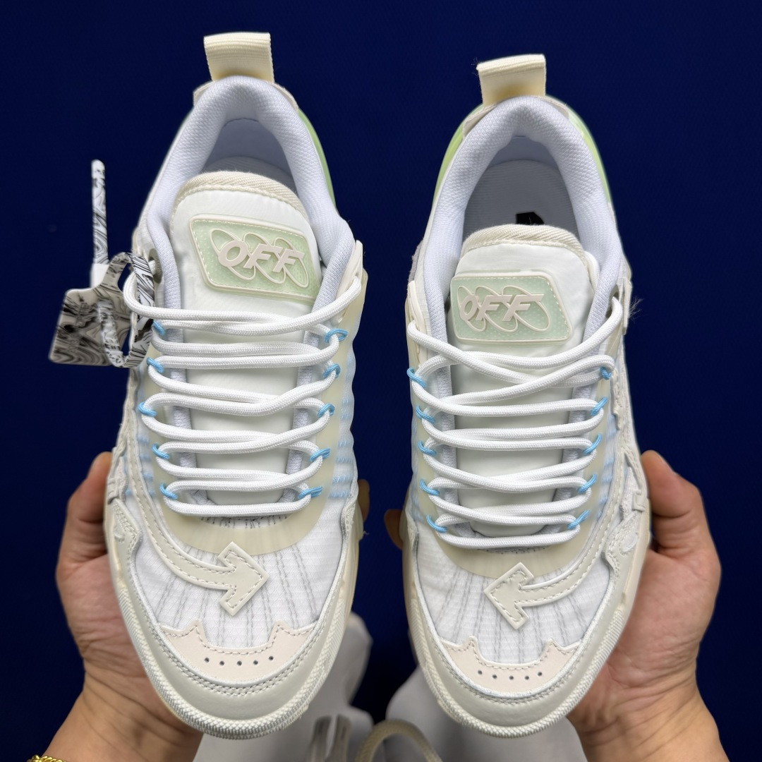 OW解构跑步鞋 OFF-WHITE ODSY -2000老爹风高端产物 原鞋购入 细节拉满 ①由全新磨具