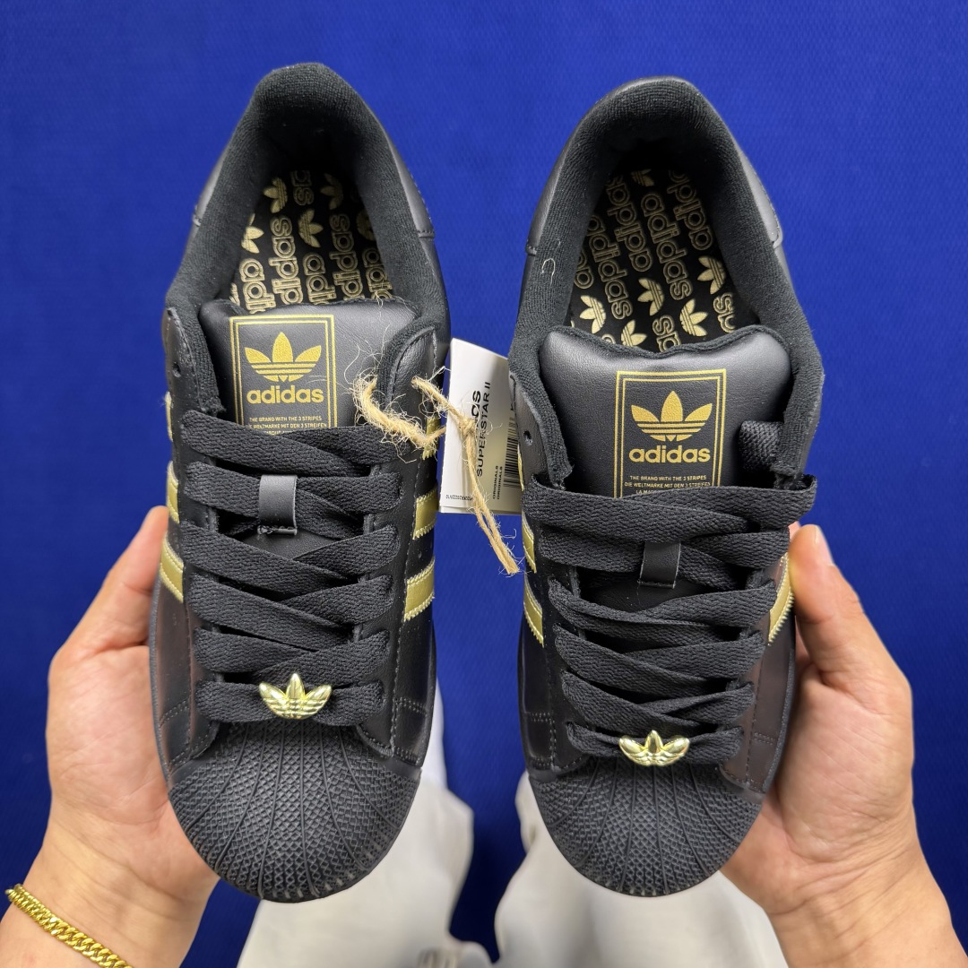 纯原订单！经典贝壳头 二代 adlidas originals Superstar 2货号：KJ3550