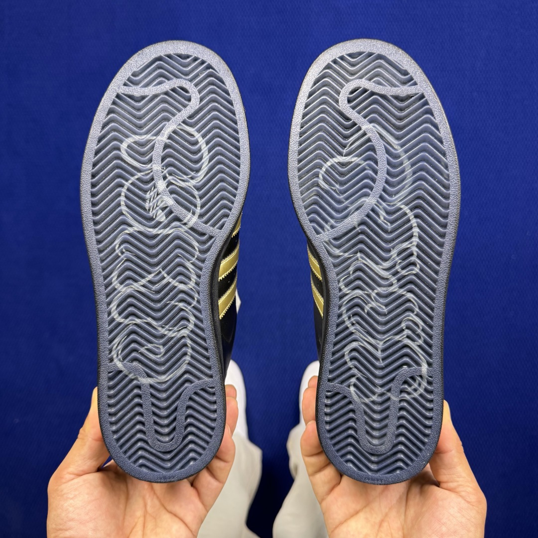 纯原订单！经典贝壳头 二代 adlidas originals Superstar 2货号：KJ3550