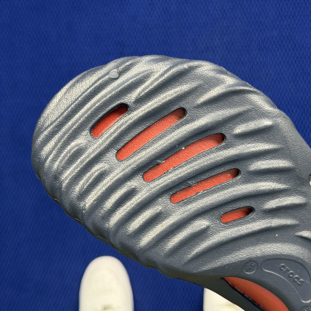 Crocs卡骆驰 洞洞鞋 旋风波波第9色原厂数据复模，双层注塑旋风波波-蓝红 尺码：M7-M11 / 3