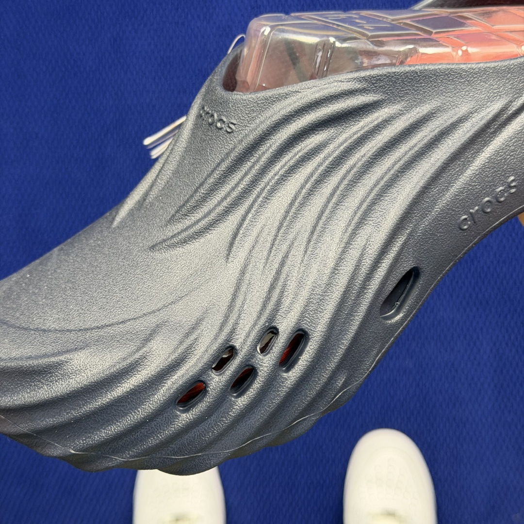 Crocs卡骆驰 洞洞鞋 旋风波波第9色原厂数据复模，双层注塑旋风波波-蓝红 尺码：M7-M11 / 3