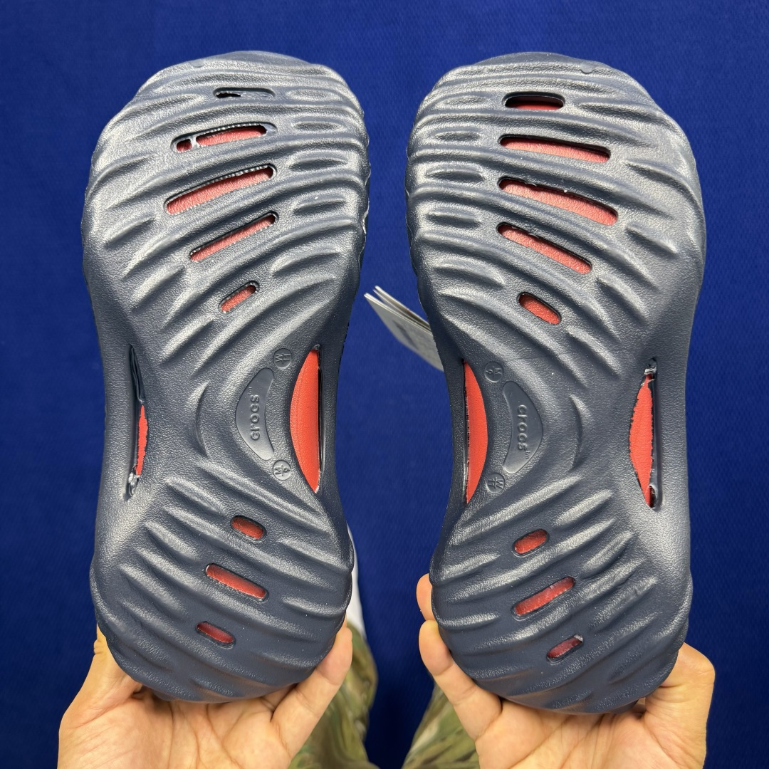 Crocs卡骆驰 洞洞鞋 旋风波波第9色原厂数据复模，双层注塑旋风波波-蓝红 尺码：M7-M11 / 3