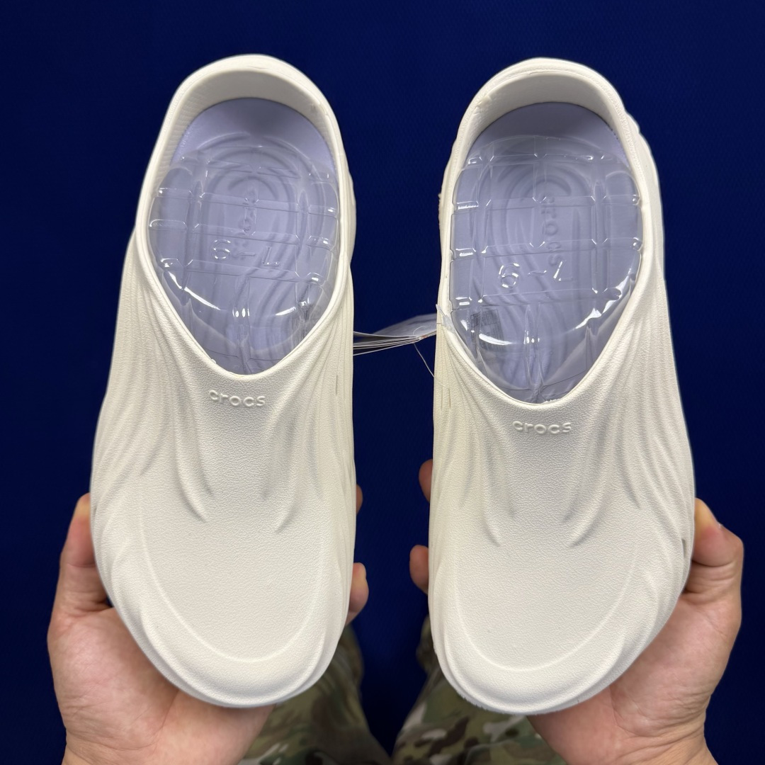 Crocs卡骆驰 洞洞鞋 旋风波波第11色原厂数据复模，双层注塑旋风波波-骨白灰 尺码：M7-M11 /