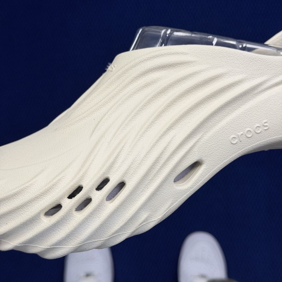 Crocs卡骆驰 洞洞鞋 旋风波波第11色原厂数据复模，双层注塑旋风波波-骨白灰 尺码：M7-M11 /