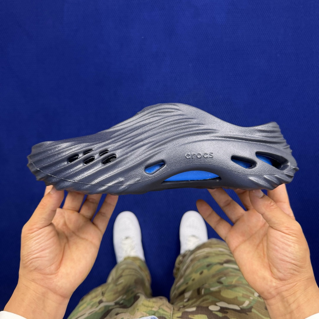 Crocs卡骆驰 洞洞鞋 旋风波波第10色原厂数据复模，双层注塑旋风波波-蓝 尺码：M7-M11 / 3
