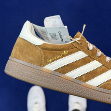 XJ版 极致性价比!阿迪T字德训鞋:野棕色Adidas/阿迪达斯 HANDBALL SPEZIAL 桑巴 XJ版 极致性价比!阿迪T字德训鞋:野棕色Adidas/阿迪达斯 HANDBALL SPEZIAL 桑巴