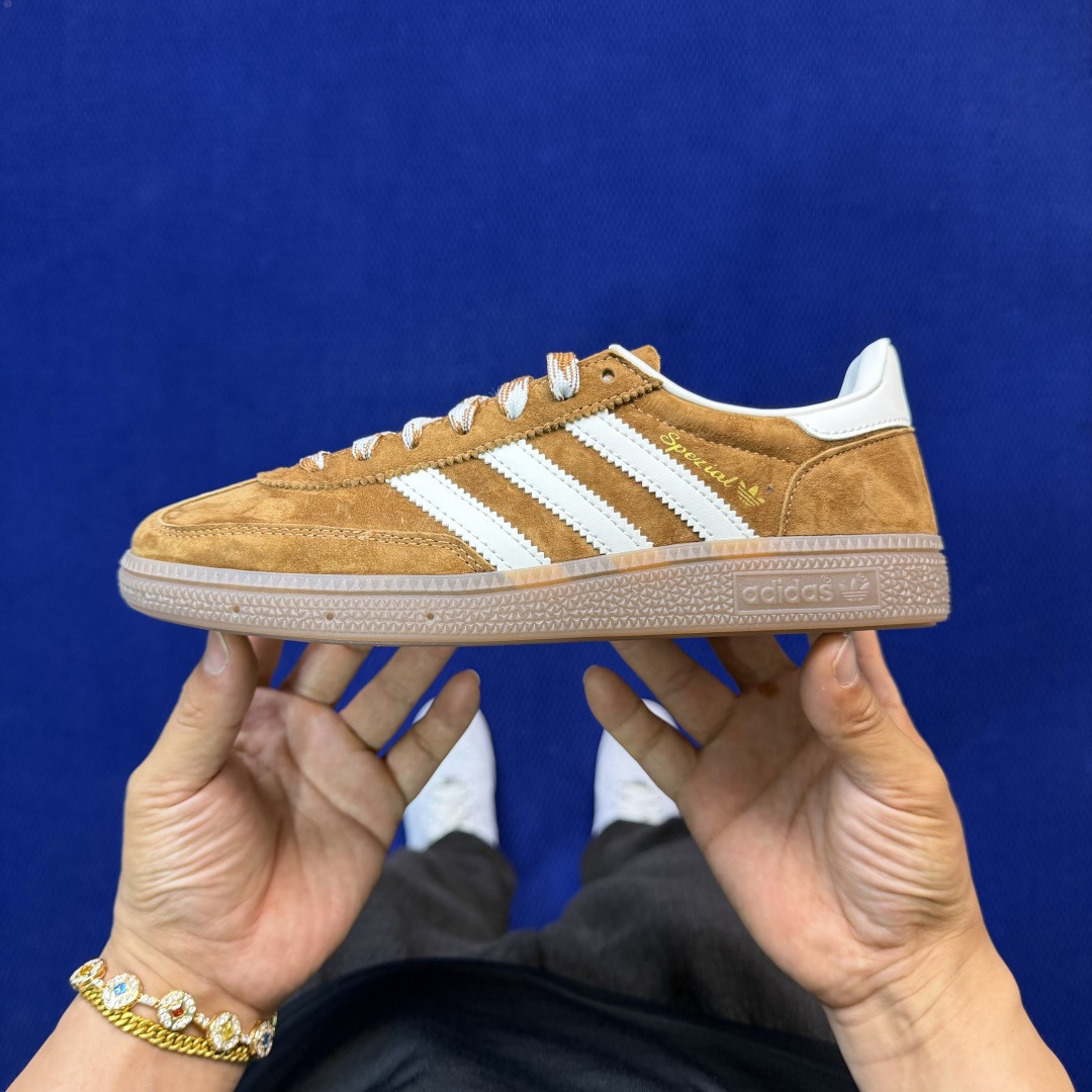 XJ版 极致性价比！阿迪T字德训鞋：野棕色Adidas/阿迪达斯 HANDBALL SPEZIAL 桑巴