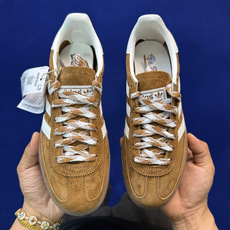 XJ版 极致性价比!阿迪T字德训鞋:野棕色Adidas/阿迪达斯 HANDBALL SPEZIAL 桑巴 XJ版 极致性价比!阿迪T字德训鞋:野棕色Adidas/阿迪达斯 HANDBALL SPEZIAL 桑巴