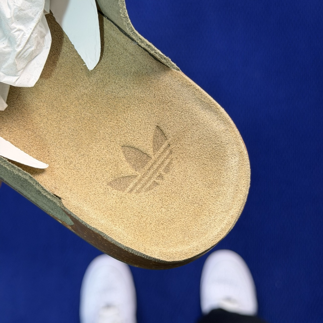 阿迪勃肯鞋拖鞋 第10色:橄榄绿adidas originals Adimule 一脚蹬包头鞋货号：OH