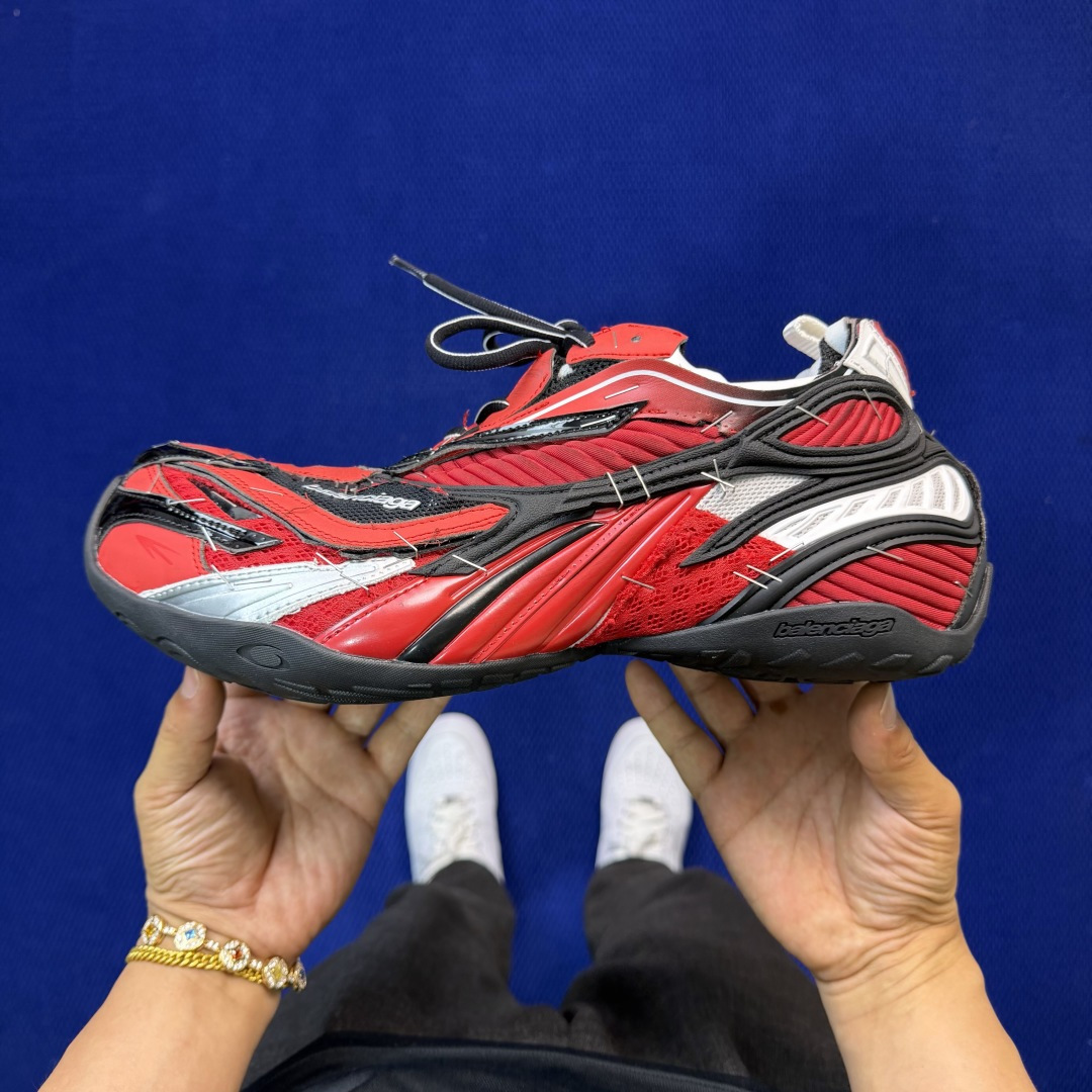 纯原生产线出品 Balenciaga 巴黎世家 订书钉 23代 Soleless 圆头系带 低帮鞋面主体