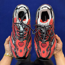 纯原生产线出品 Balenciaga 巴黎世家 订书钉 23代 Soleless 圆头系带 低帮鞋面主体 纯原生产线出品 Balenciaga 巴黎世家 订书钉 23代 Soleless 圆头系带 低帮鞋面主体