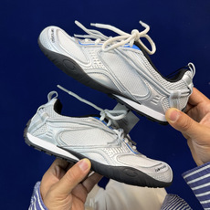 Balenciaga巴黎世家 25代Radar 圆头系带 做旧效果 低帮 生活休闲鞋 男款货号:WSTE Balenciaga巴黎世家 25代Radar 圆头系带 做旧效果 低帮 生活休闲鞋 男款货号:WSTE