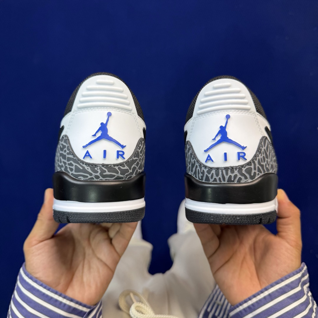 aj312系列 第104色！低帮 黑白蓝货号:CD7069-114 尺码:36-46带半码
