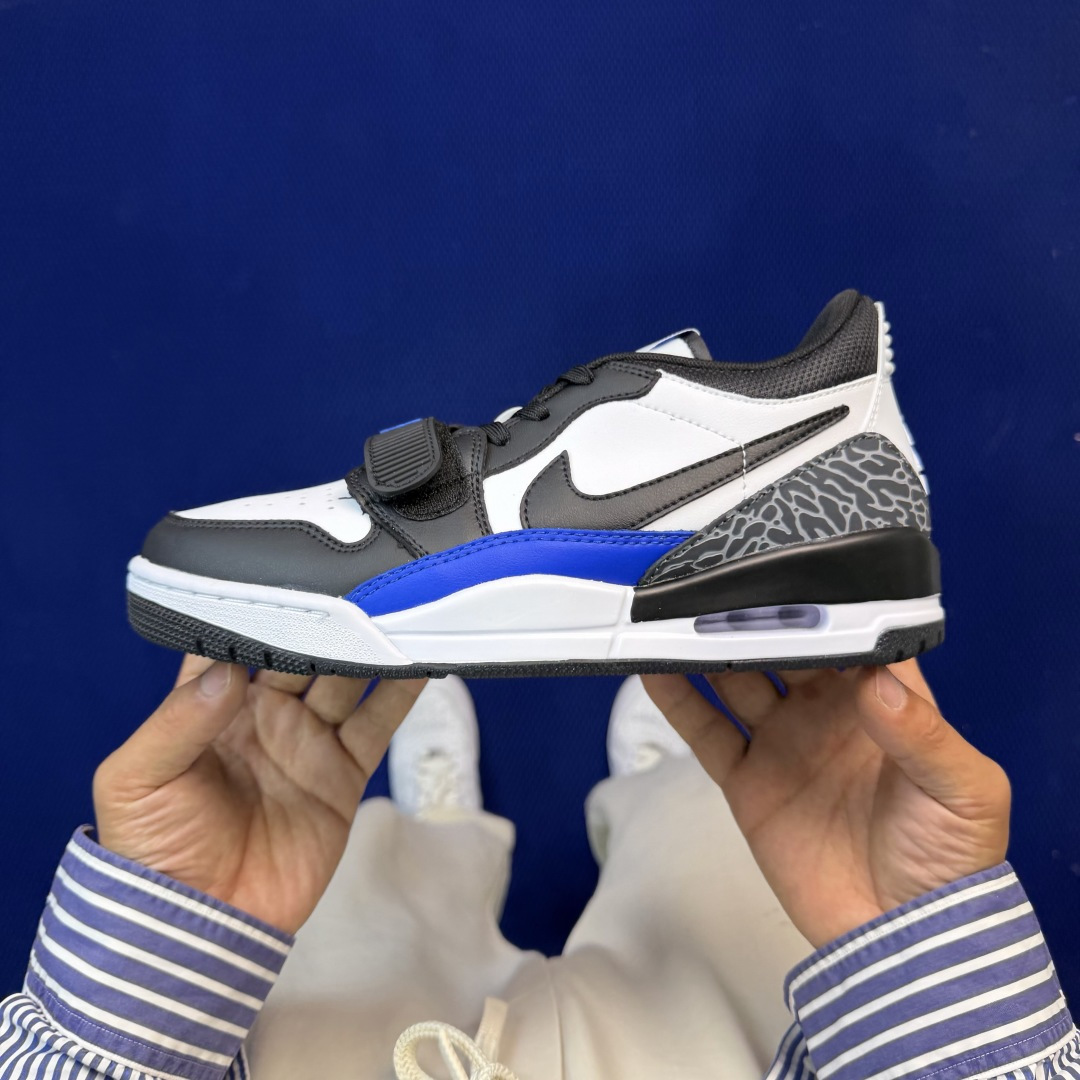 aj312系列 第104色！低帮 黑白蓝货号:CD7069-114 尺码:36-46带半码