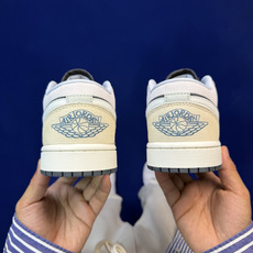 主推价格优势私DF版 顶级性价比低帮!第180色:粉黑Air Jordan AJ1 Low 低帮系列鞋型 主推价格优势私DF版 顶级性价比低帮!第180色:粉黑Air Jordan AJ1 Low 低帮系列鞋型