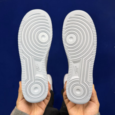 3A空军!第638色:灰黑反光标Nike Air Force 1 Low百分百原鞋开发!PT市场真正匠心 3A空军!第638色:灰黑反光标Nike Air Force 1 Low百分百原鞋开发!PT市场真正匠心