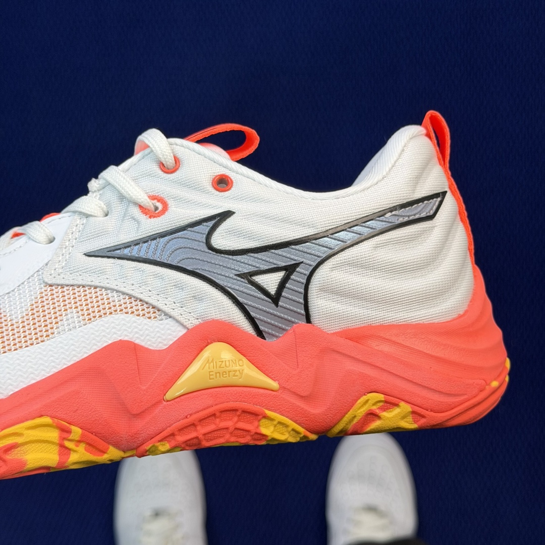 外贸爆款 美津侬训练鞋 共10色！Mizuno WAVE MOMENTUM ELITE 低帮 训练鞋货号