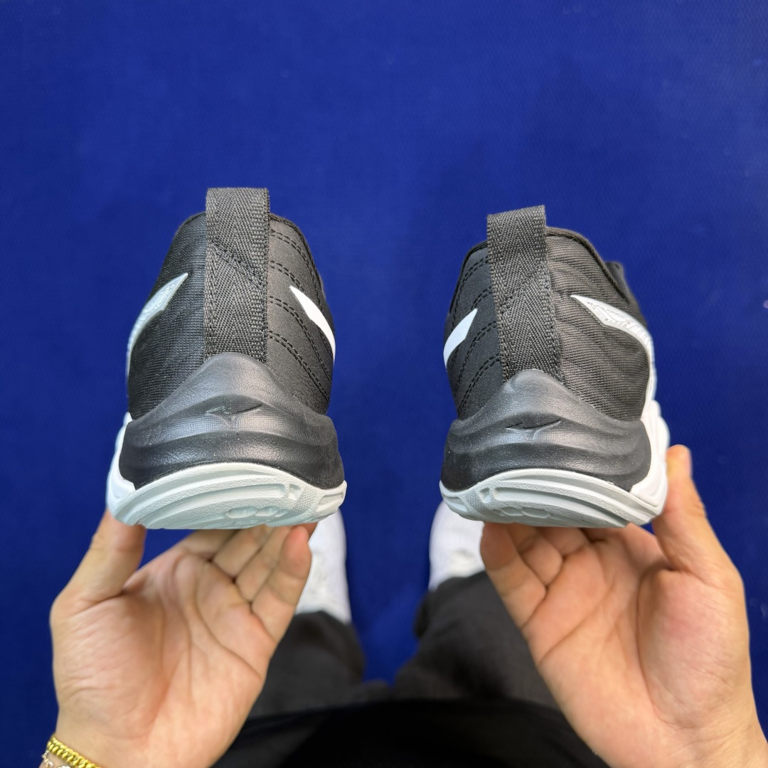 外贸爆款 美津侬训练鞋 共10色！Mizuno WAVE MOMENTUM ELITE 低帮 训练鞋货号