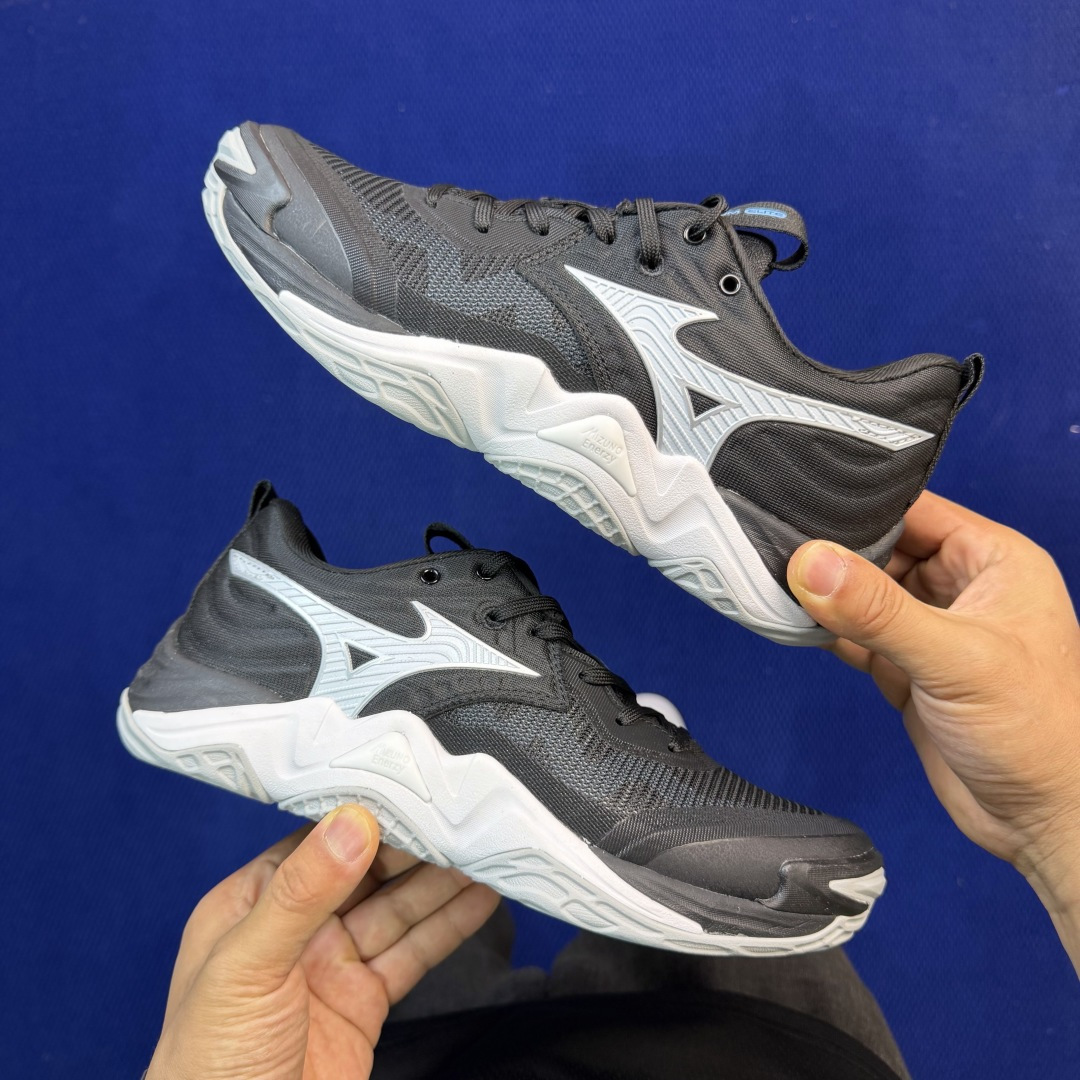 外贸爆款 美津侬训练鞋 共10色！Mizuno WAVE MOMENTUM ELITE 低帮 训练鞋货号