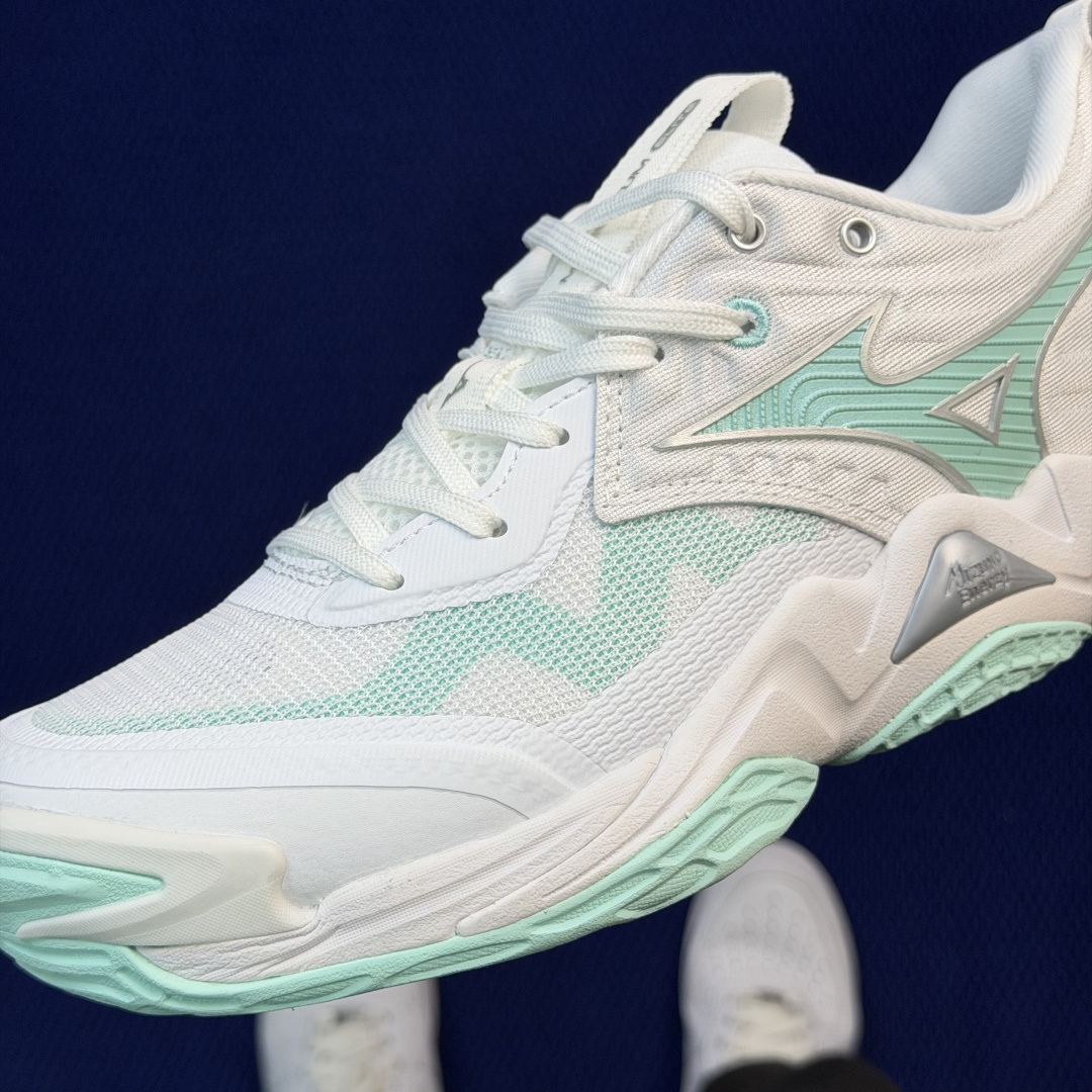外贸爆款 美津侬训练鞋 共10色！Mizuno WAVE MOMENTUM ELITE 低帮 训练鞋货号