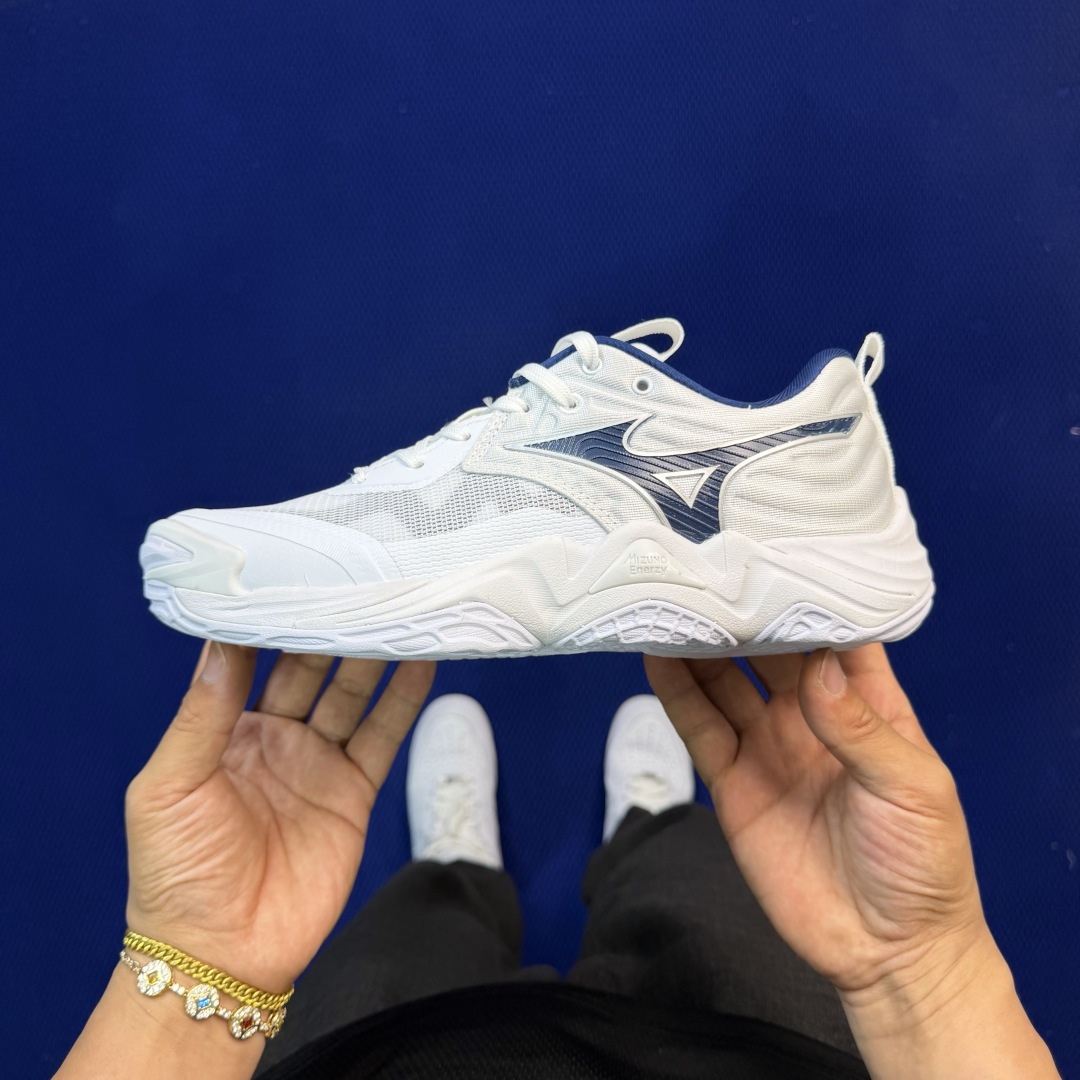 外贸爆款 美津侬训练鞋 共10色！Mizuno WAVE MOMENTUM ELITE 低帮 训练鞋货号