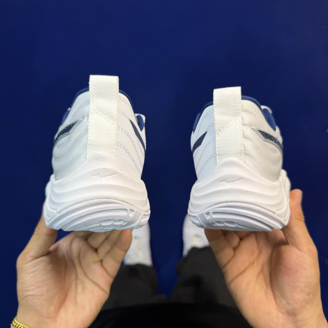 外贸爆款 美津侬训练鞋 共10色！Mizuno WAVE MOMENTUM ELITE 低帮 训练鞋货号