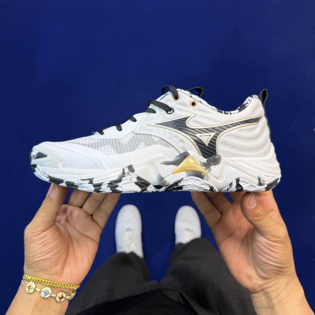 外贸爆款 美津侬训练鞋 共10色！Mizuno WAVE MOMENTUM ELITE 低帮 训练鞋货号