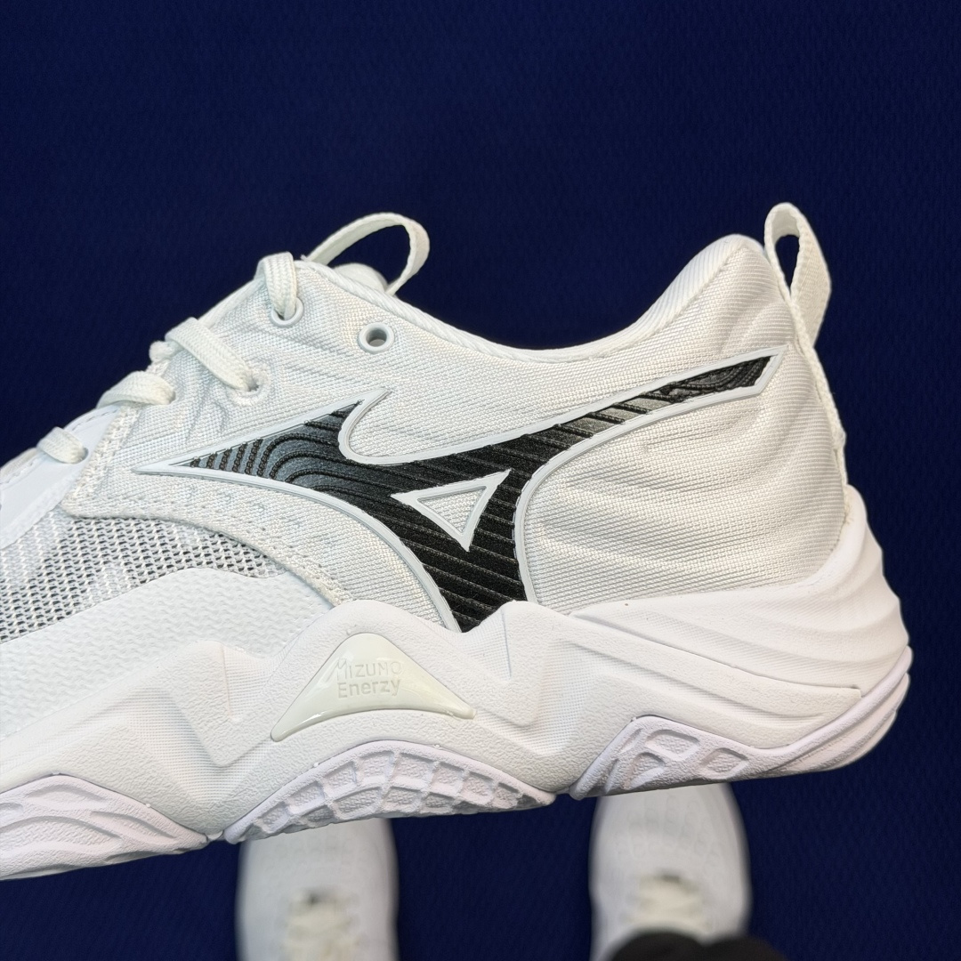外贸爆款 美津侬训练鞋 共10色！Mizuno WAVE MOMENTUM ELITE 低帮 训练鞋货号