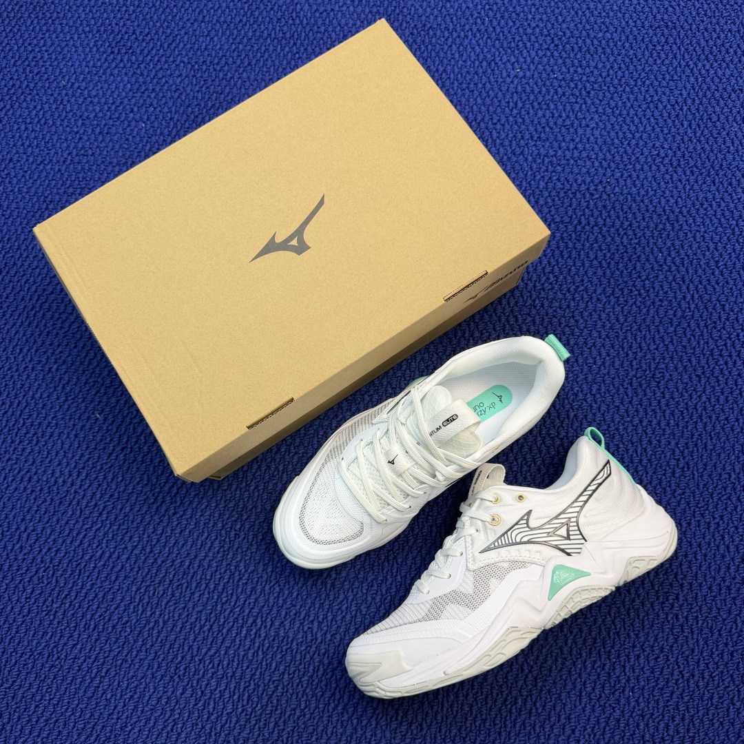 外贸爆款 美津侬训练鞋 共10色！Mizuno WAVE MOMENTUM ELITE 低帮 训练鞋货号