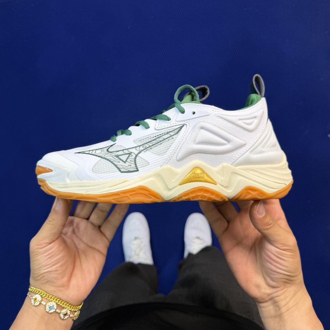 外贸爆款 美津侬Momentum训练鞋 共9色！Mizuno Wave Momentum 3 货号：V1