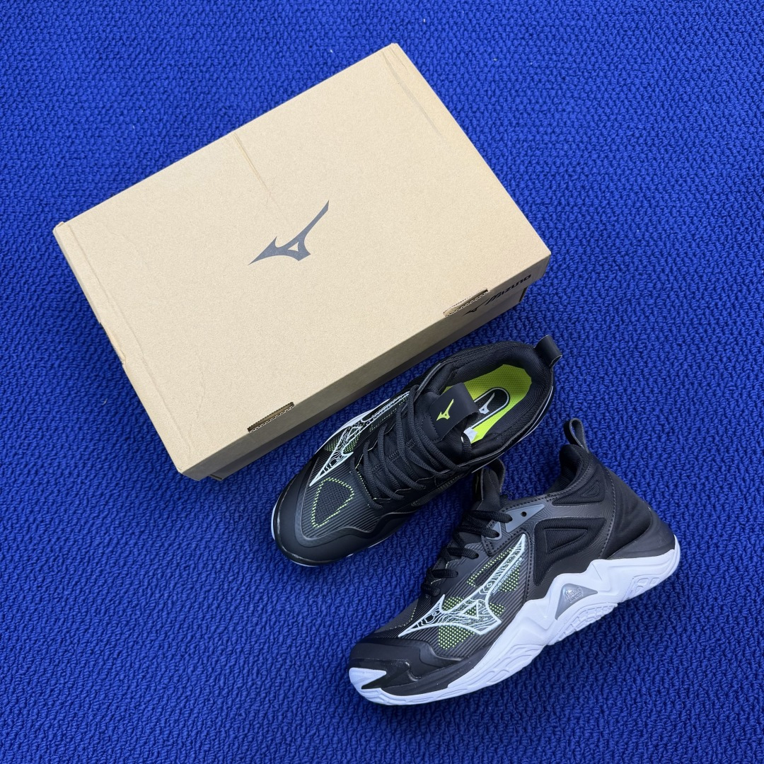 外贸爆款 美津侬Momentum训练鞋 共9色！Mizuno Wave Momentum 3 货号：V1
