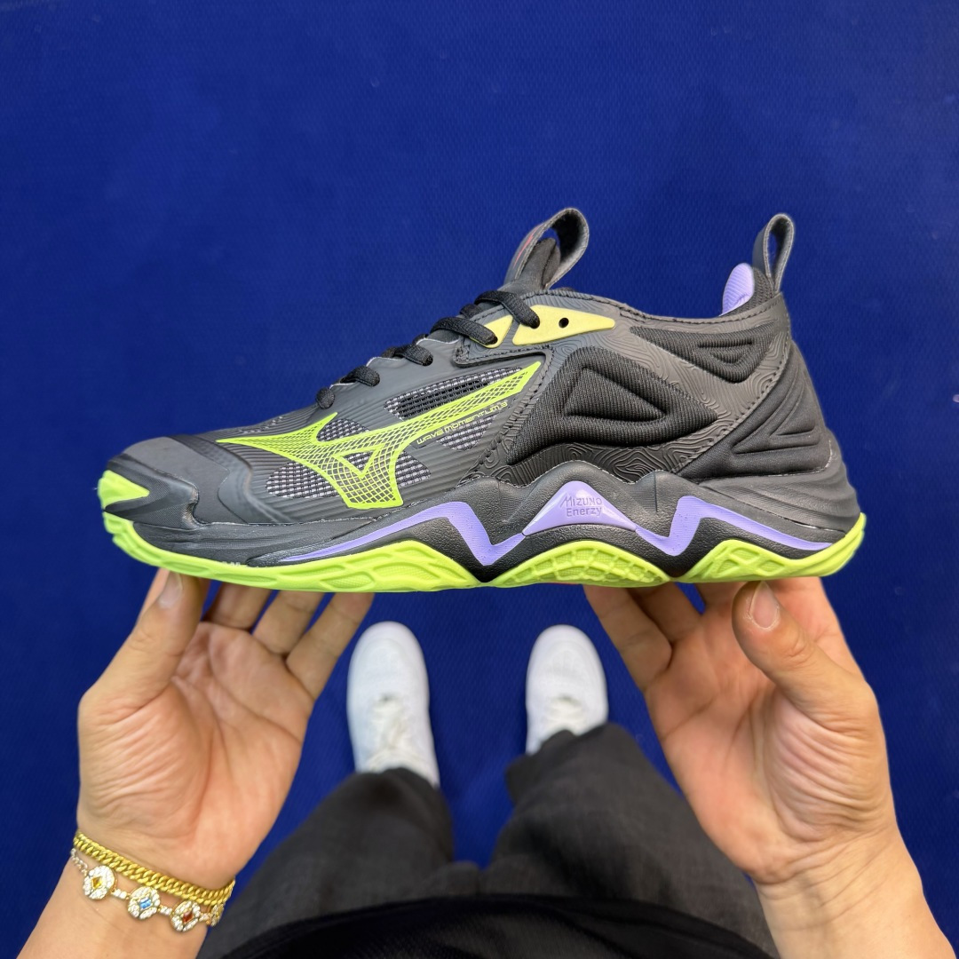 外贸爆款 美津侬Momentum训练鞋 共9色！Mizuno Wave Momentum 3 货号：V1