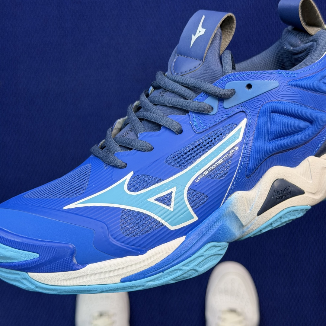 外贸爆款 美津侬Momentum训练鞋 共9色！Mizuno Wave Momentum 3 货号：V1