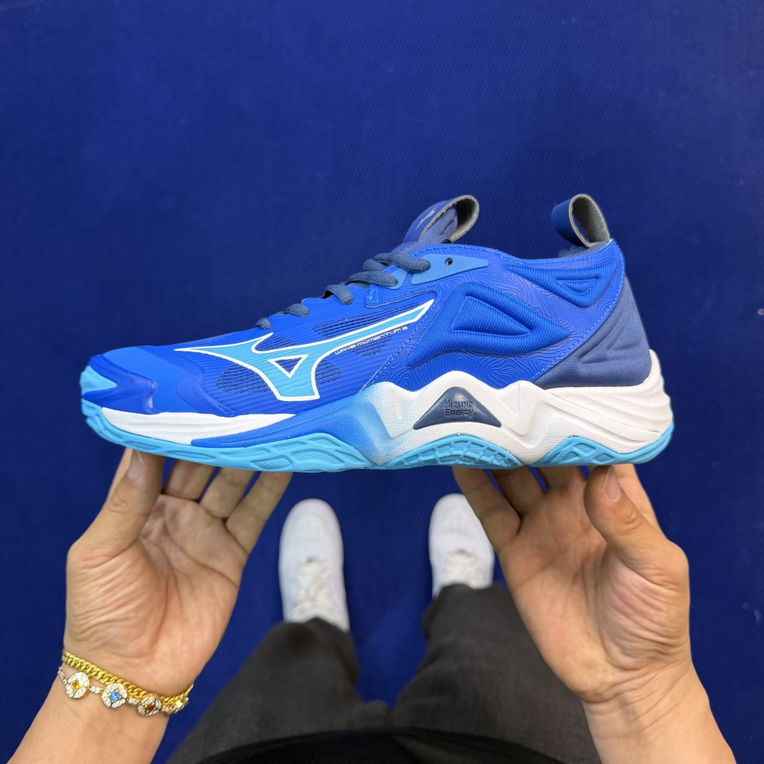 外贸爆款 美津侬Momentum训练鞋 共9色！Mizuno Wave Momentum 3 货号：V1
