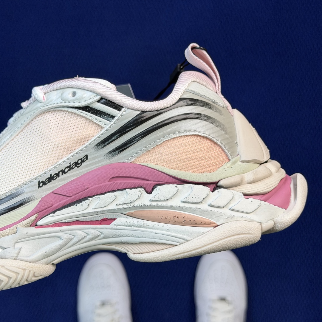 Balenciaga巴黎世家 Triple S .2 粉色货号：WTR2G6800尺码：35 36 37