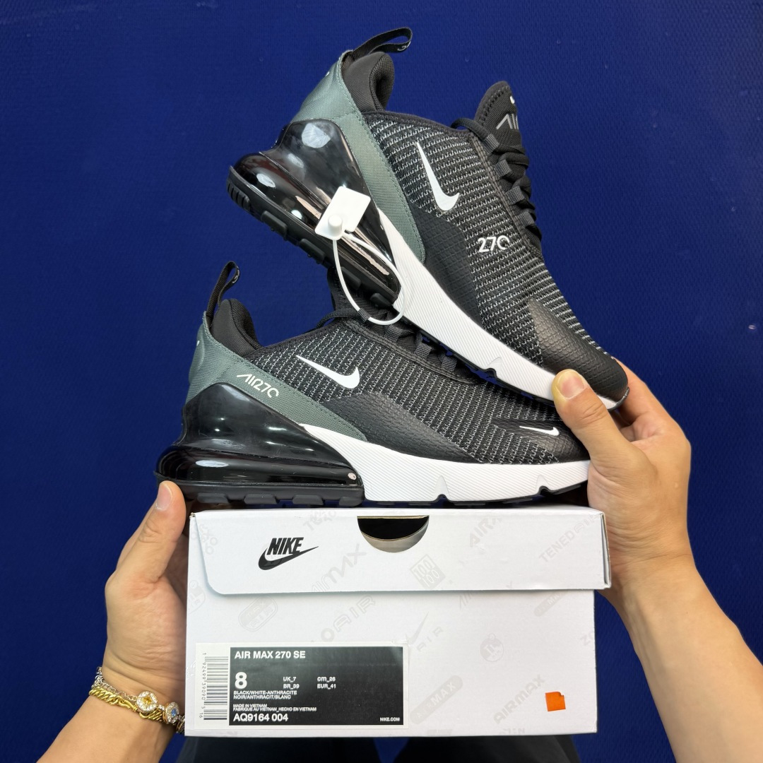 大厂纯原1:1！Nike Air Max 270 低帮气垫跑鞋max270 第1色:黑白绿货号：AH80