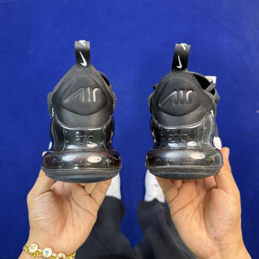 大厂纯原1:1！Nike Air Max 270 低帮气垫跑鞋max270 第3色:黑白货号：AH805