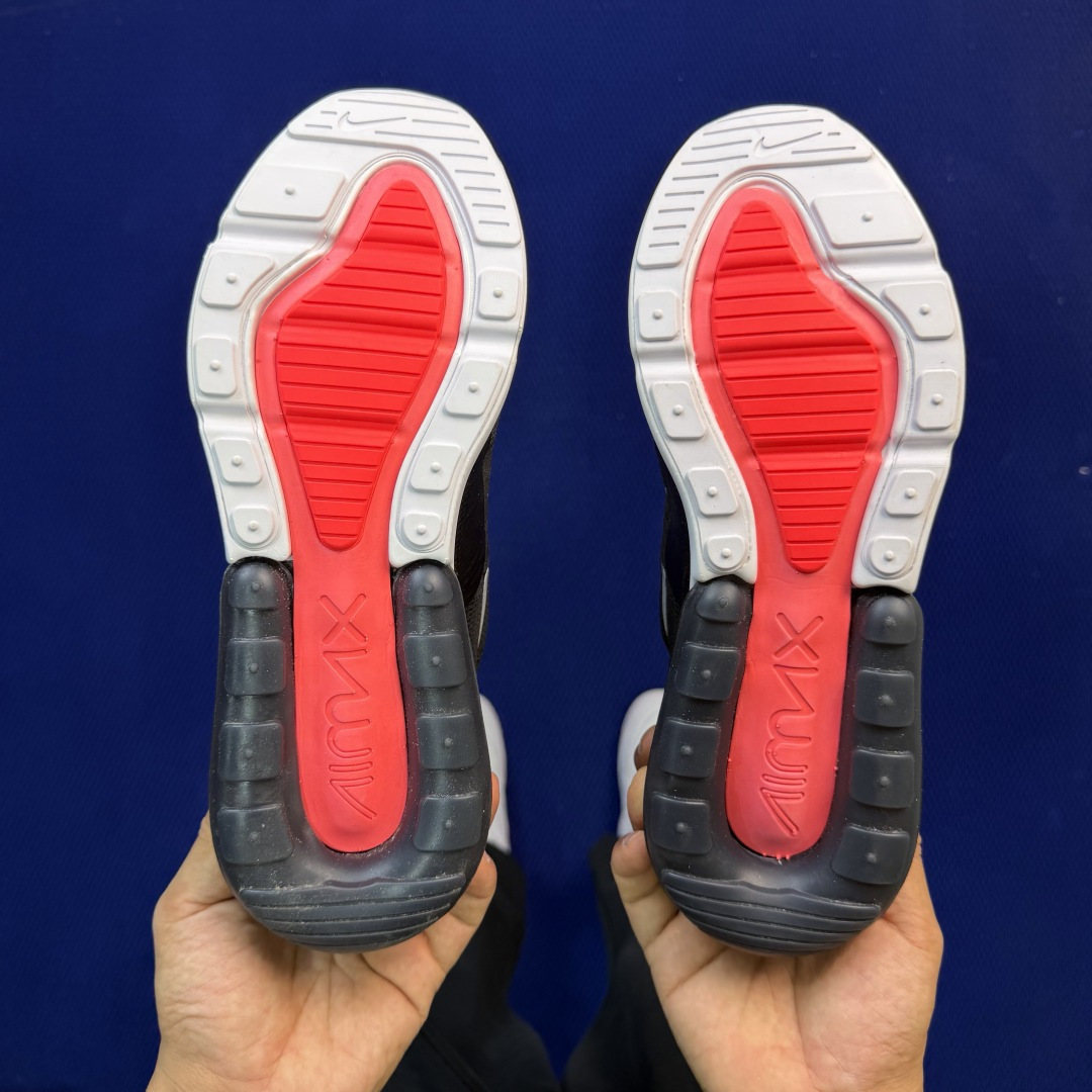 大厂纯原1:1！Nike Air Max 270 低帮气垫跑鞋max270 第3色:黑白货号：AH805